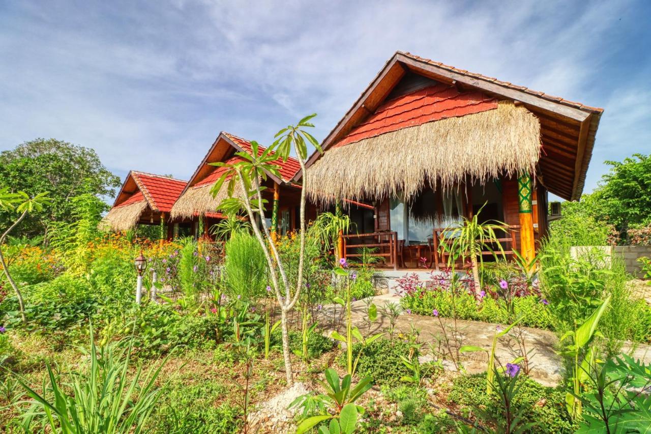 Ayu Hill Bungalows Ped Exterior foto