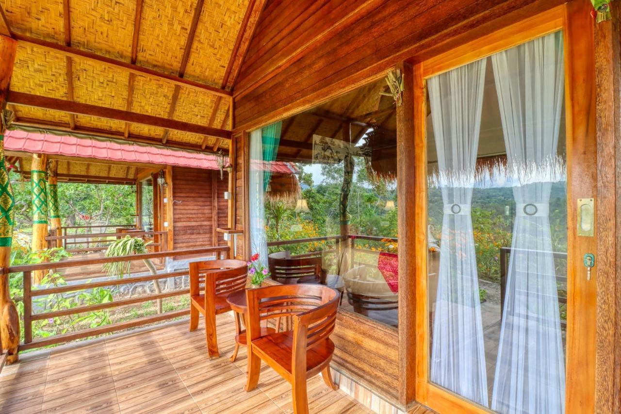 Ayu Hill Bungalows Ped Exterior foto