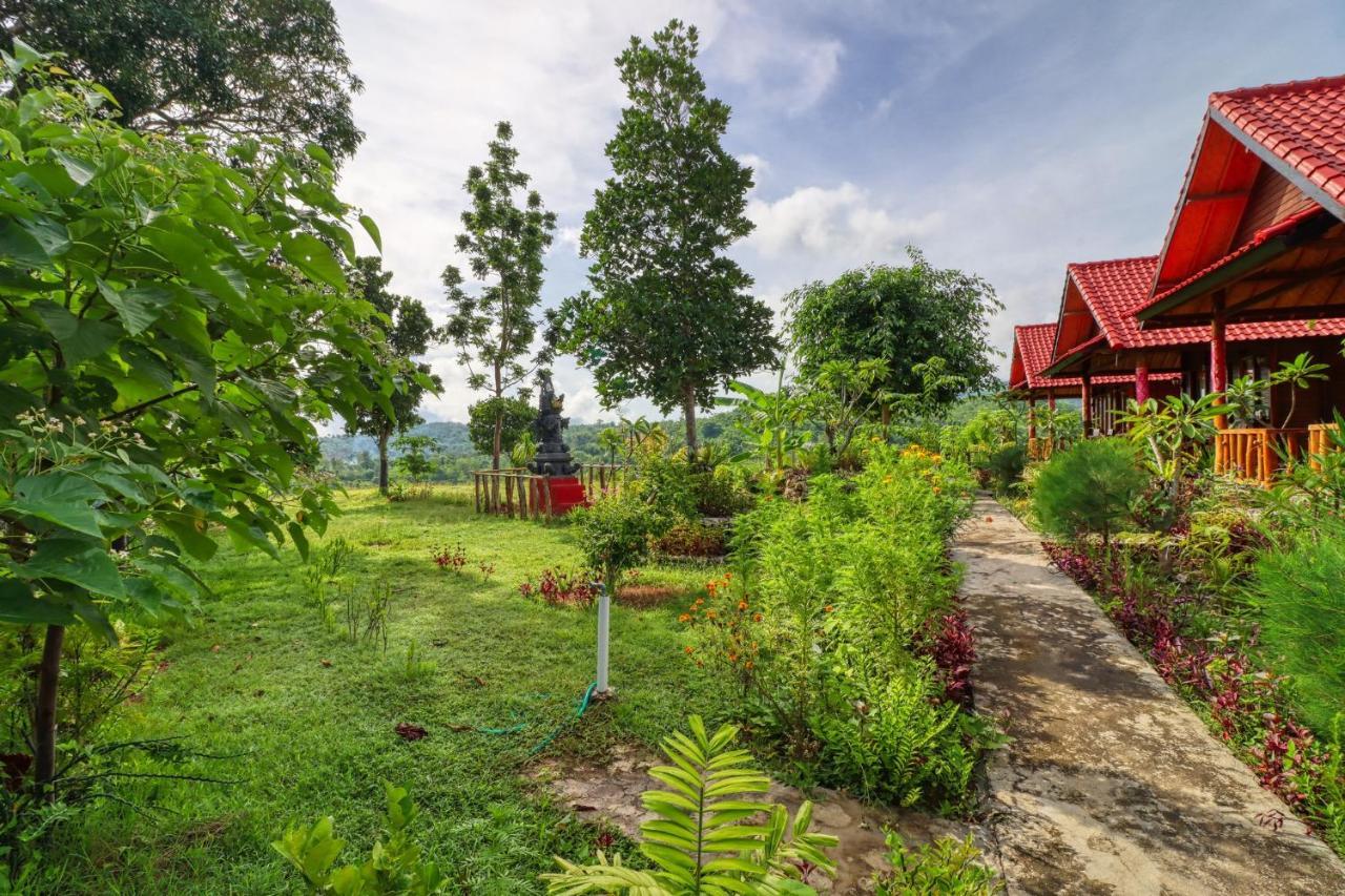 Ayu Hill Bungalows Ped Exterior foto